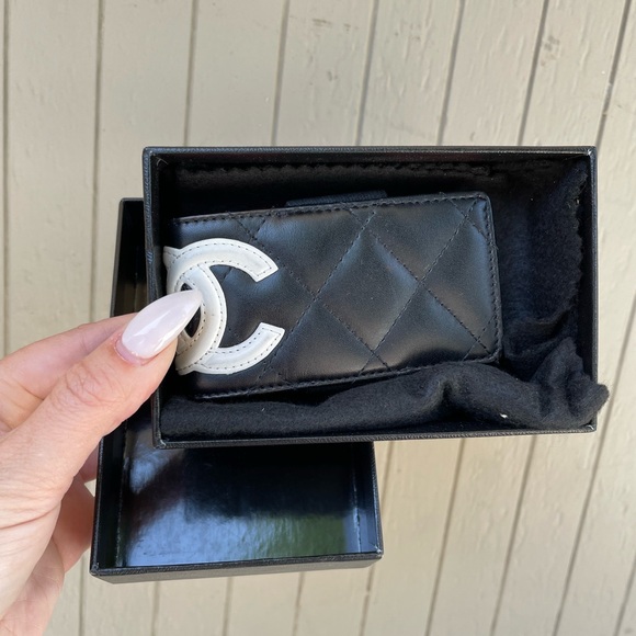 Vintage 2000’s Chanel Cell Phone Case - Picture 1 of 10